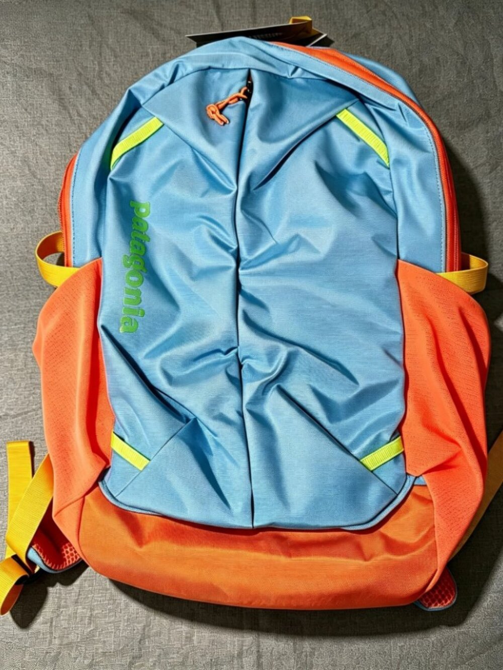 Patagonia Refugio 26L Colorblock Backpack Blue Orange - Picture 1 of 2